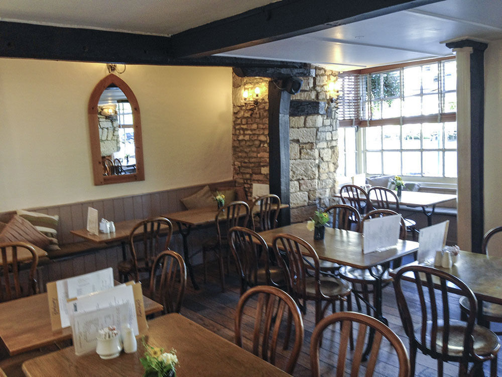 Priory Tearooms Burford With Rooms Ngoại thất bức ảnh